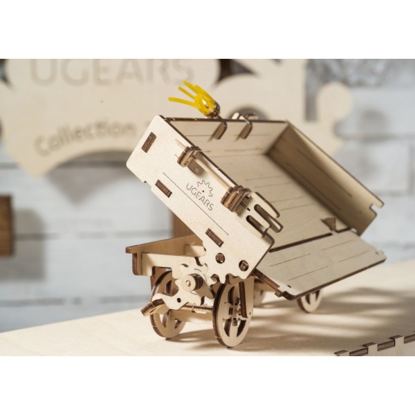 фото 3D деревянный конструктор UGEARS 3D Прицеп к трактору